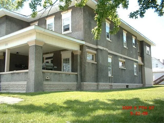 1029 S 7th St #7