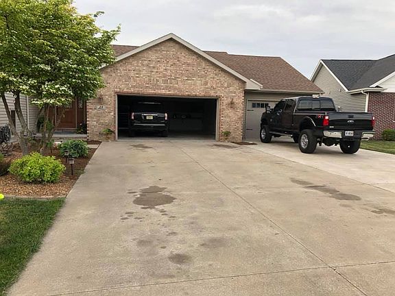 2nd image of 24 Cambridge Ct
