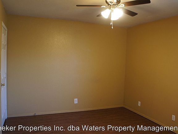 5th image of 2202 Katy Ln Unit C