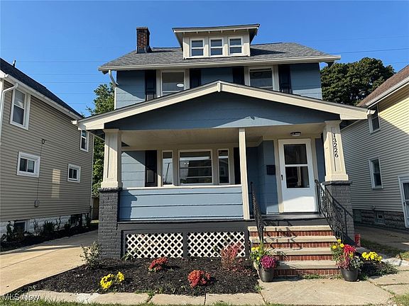 2nd image of 13226 Hazelwood Ave