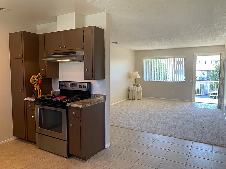 25863 Pacific St #18 — Photo 5