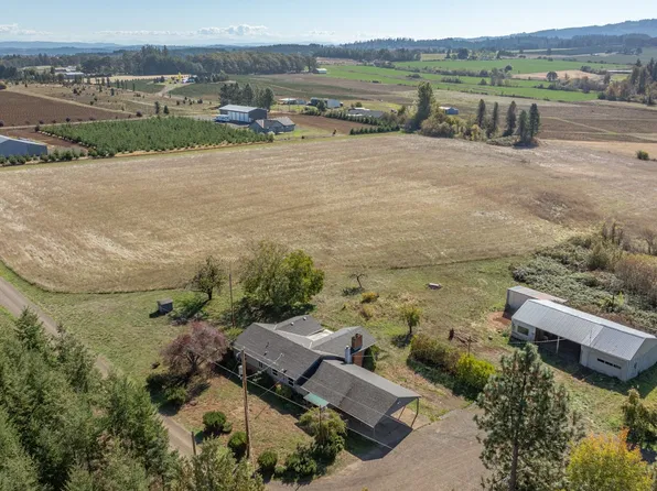 7115 Red Prairie Rd, Sheridan, OR 97378