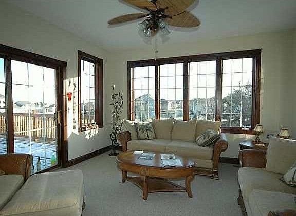 5th image of 9212 Enfield Dr