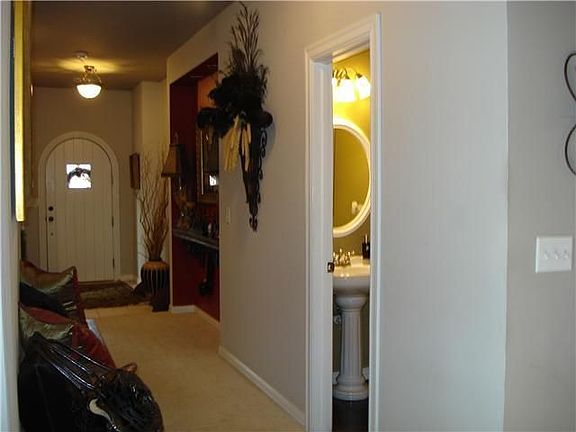 4th image of 15924 San Nicholas Dr