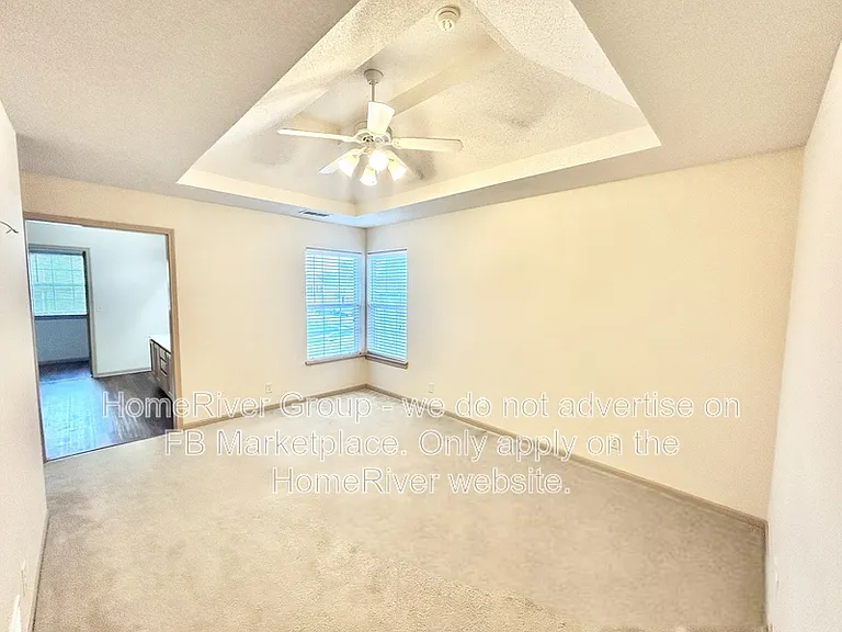 8010 N Elmwood Ave — Photo 9