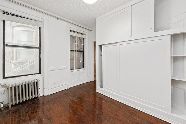 Rented by City Connections Realty | media 38