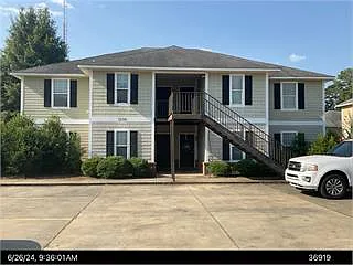 2530 Hilltop Dr #1
