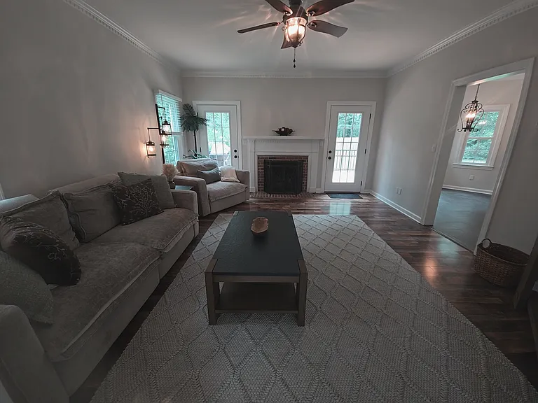 120 Wendover Rd — Photo 8