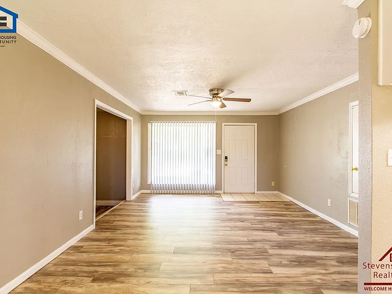 2610 NW Lindy Ave — Photo 26