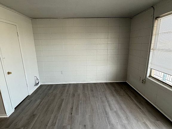 5th image of 1521 S Bryant Blvd #8