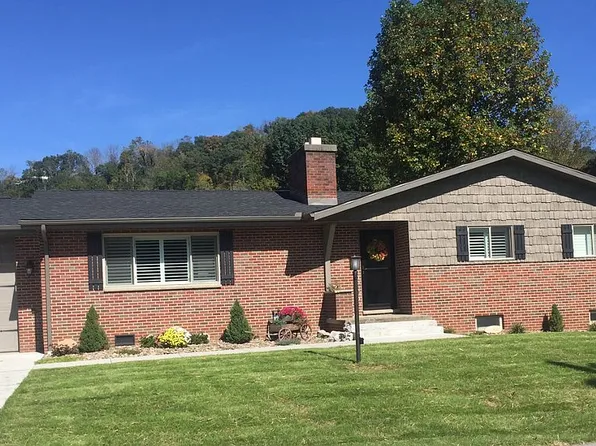 6 Peyton Ave, Saint Albans, WV 25177