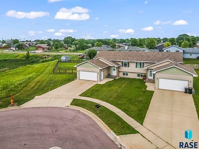 5707 S Marion Rd, Sioux Falls, SD, 57106