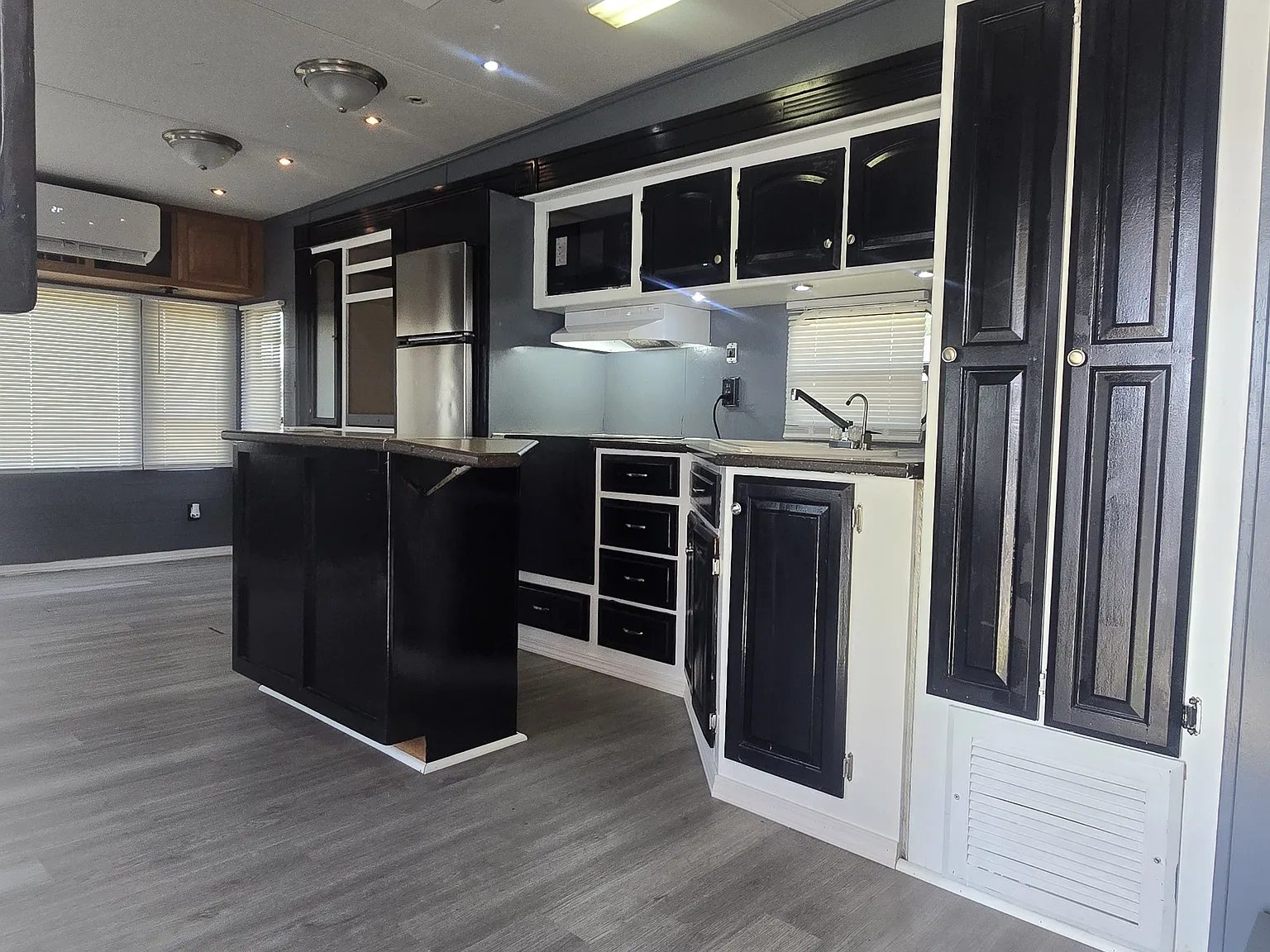 1 bed, $749 — Photo 2