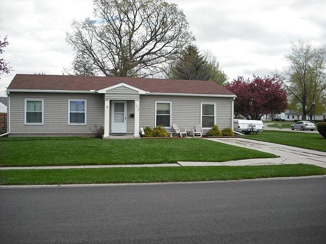 2nd image of 1218 Fairwood Ave