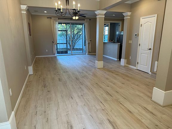 3rd image of 10535 Whittington Ct
