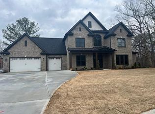 1812 Daffodill Ct, Hoschton, GA 30548