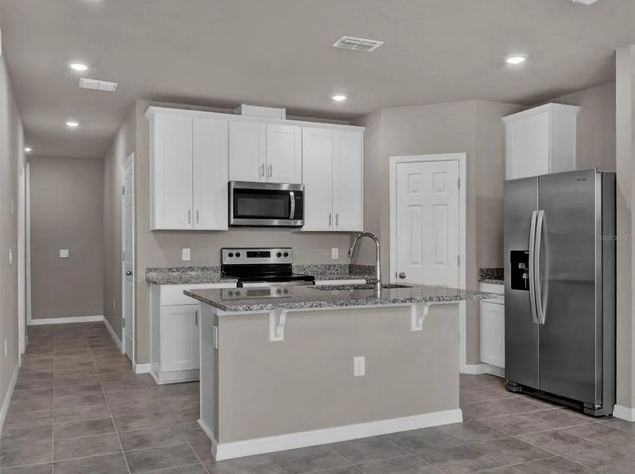 738 Legacy Village Dr — Photo 3
