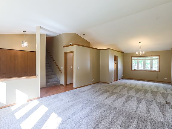 4th image of 117 S Knollwood Dr