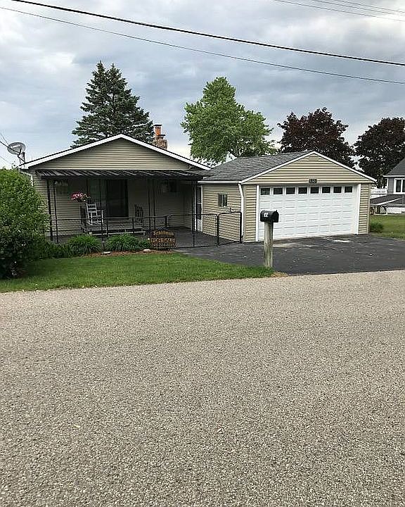 1st image of 1856 Lakesview Blvd