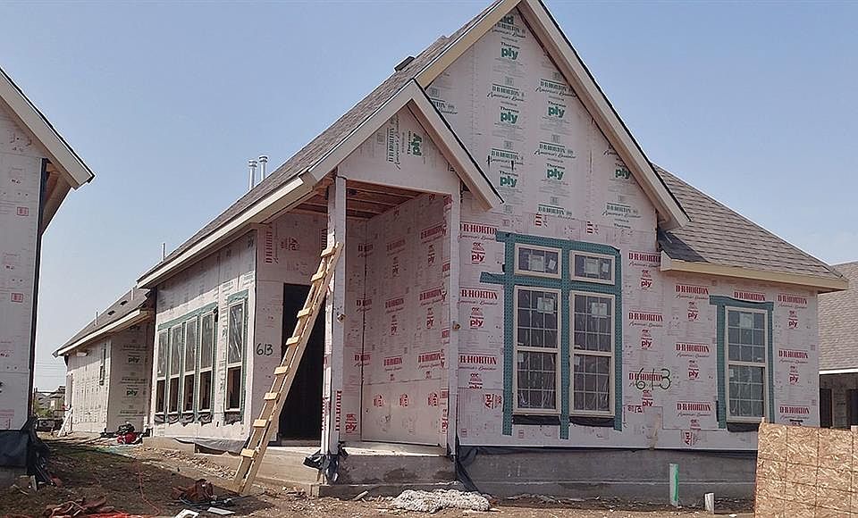 1st image of 613 Enfield Dr