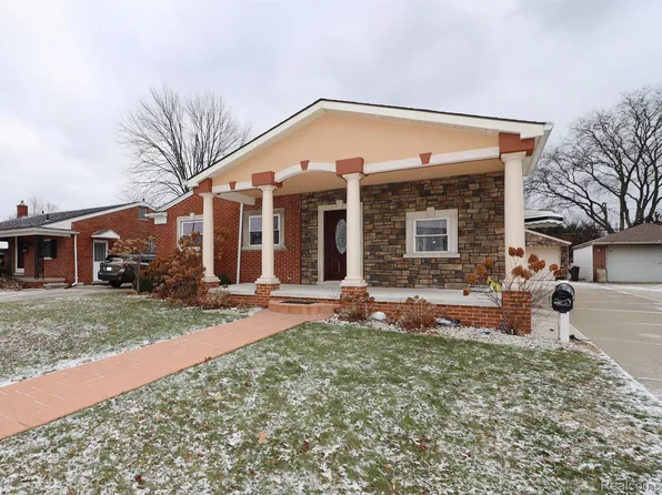 20623 S Ann Arbor Trl E, Dearborn Heights, MI 48127