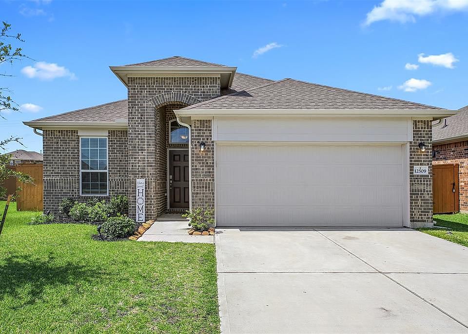 1st image of 12509 Beacon Cove Dr
