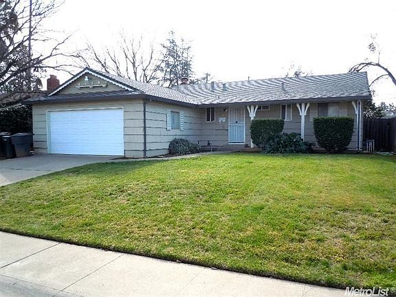 2nd image of 3912 Wildrose Way