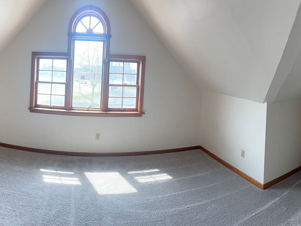 1st image of 1832 Main St Ste 5