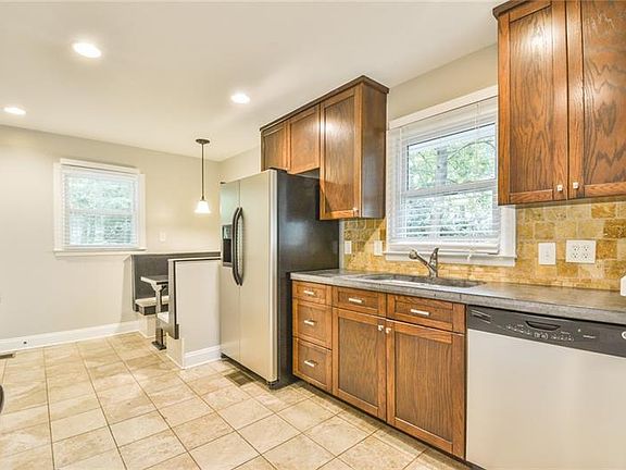 3rd image of 1911 La Dawn Ln NW