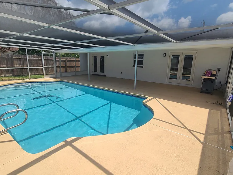 1815 N Banana River Dr — Photo 35