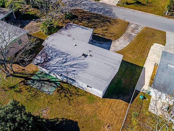 4th image of 1716 Viburnum Ln