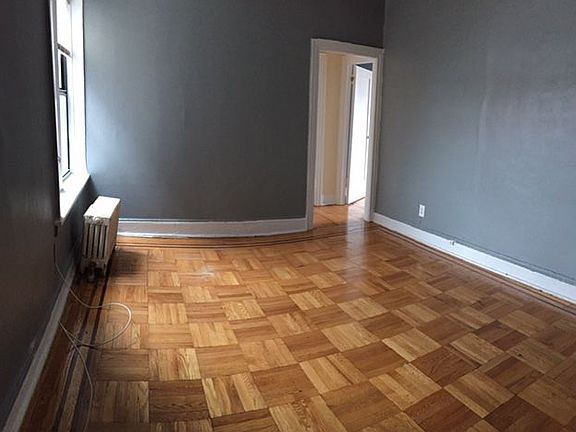 5th image of 2970 Ocean Ave APT C3