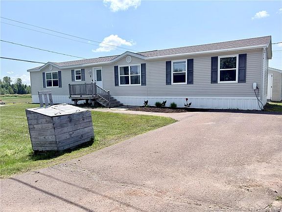 2nd image of 2 Scotch Pine St