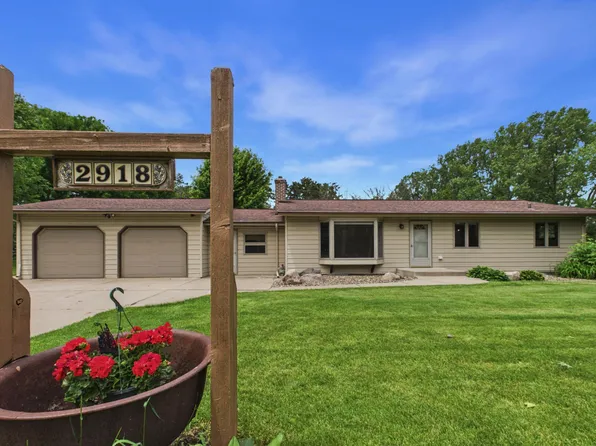 2918 Oakland Rd, Minnetonka, MN 55305