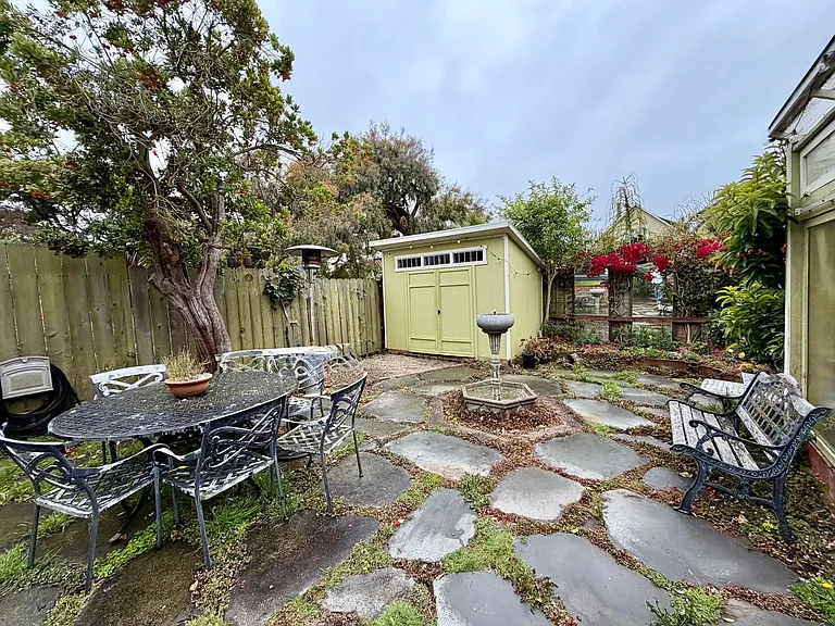 1251 40th Ave — Photo 13