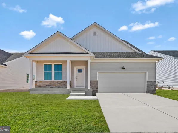 2914 Cordwainers Ln, Middletown, DE 19709