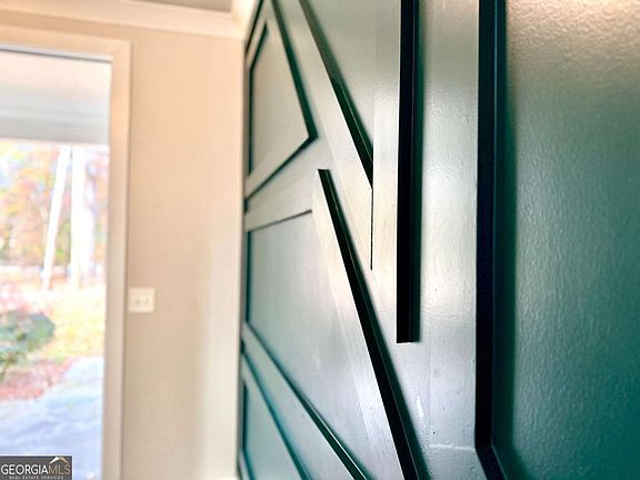 4th image of 2362 Browns Mill Rd SE