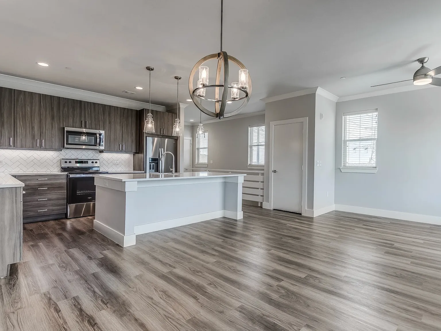 3 bed, 3.5 bath, 1687 sqft, $3,195 — Photo 1