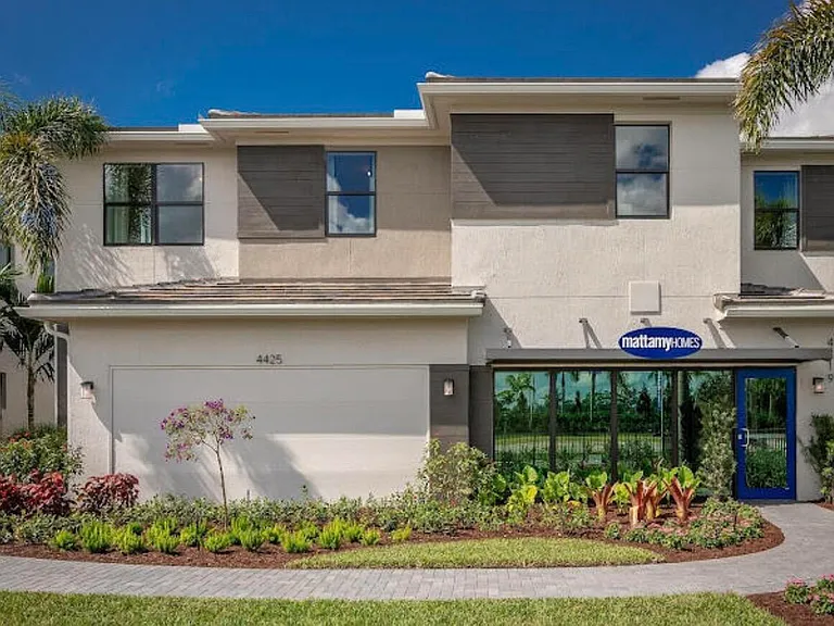 8719 Antarus Dr — Photo 1