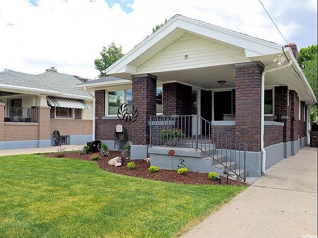 1st image of 132 E Kelsey Ave