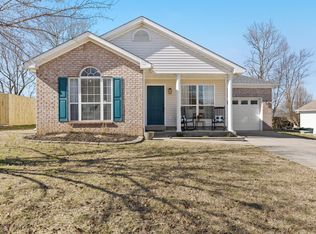 203 Williamsburg Dr, White House, TN 37188