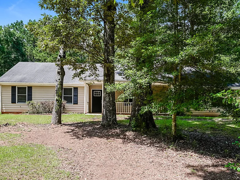160 Willow Shoals Dr — Photo 1