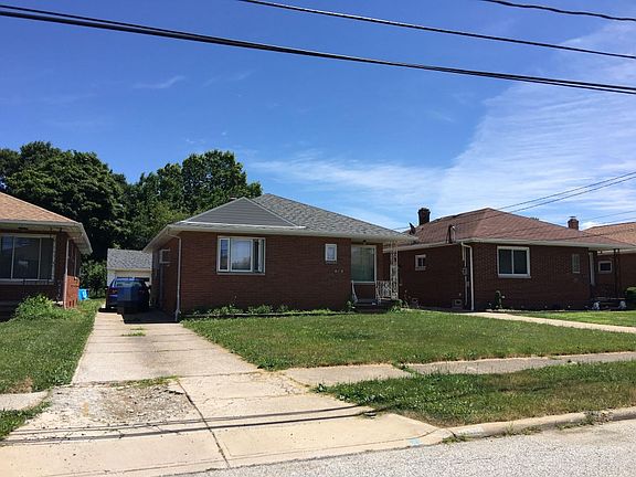 2nd image of 5263 E 135th St