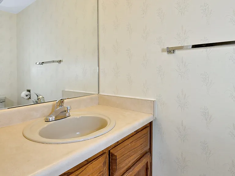 6615 Warbler Ln — Photo 12