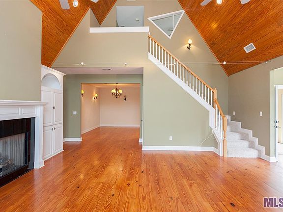 5th image of 2459 Creekwood Dr