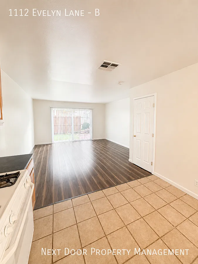 $1575 Moves You In - No Rent Due For August 2026 Updated interior - must see! Parking On Site - L... — Photo 1