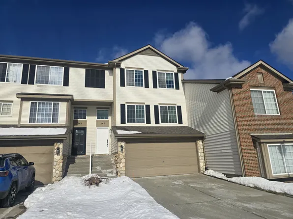 247 Oak Ridge Dr #1, Pontiac, MI 48341