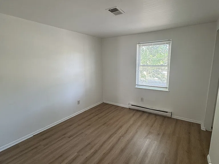 1600 Hobson Rd. - 1608 — Photo 10