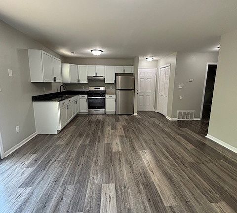 2nd image of 5260 Mulberry Ave #10934176