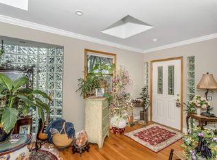 22 Madison Ave, Glen Cove, NY 11542